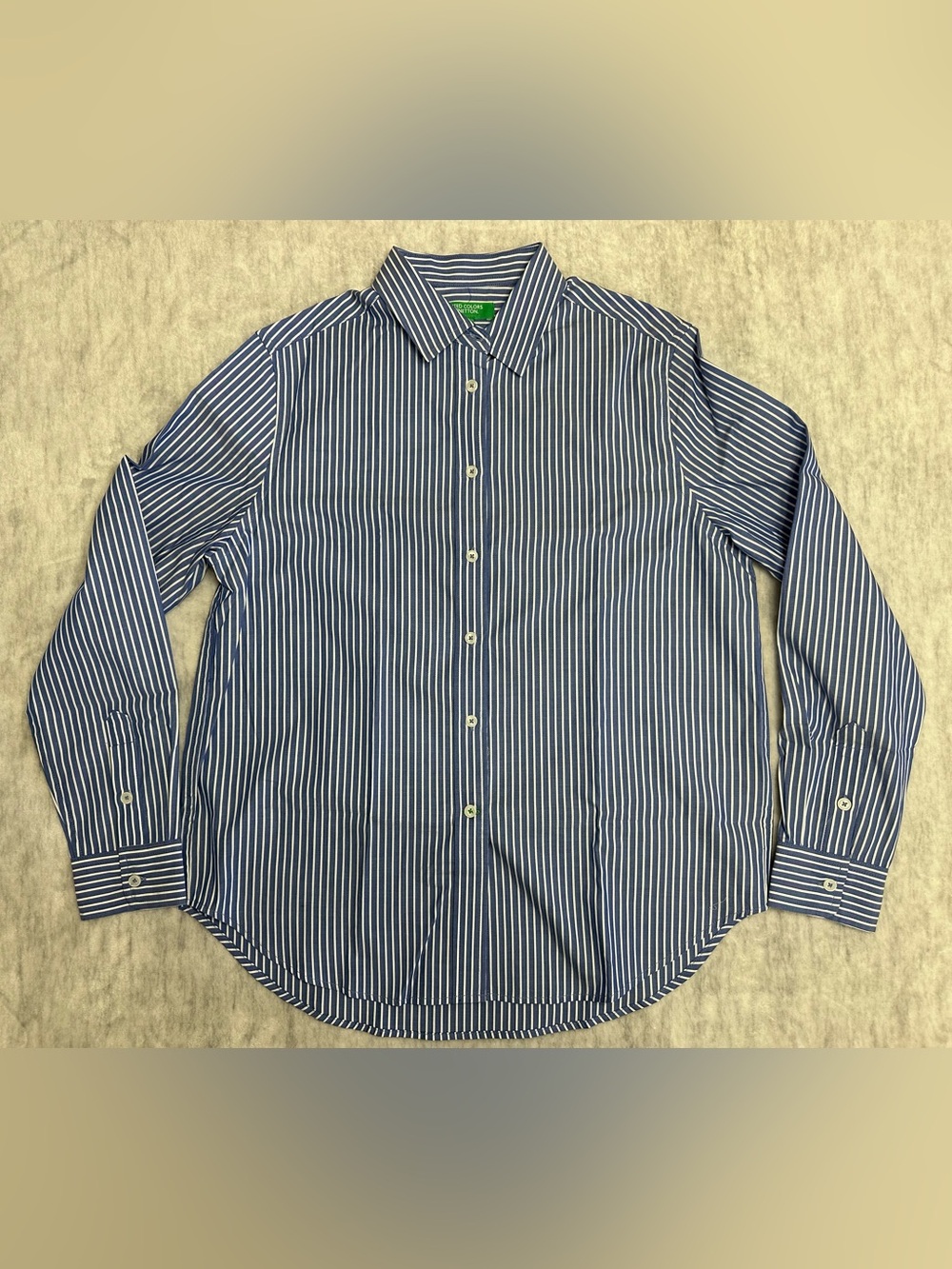 United Colors of Benettons Button Up Shirt